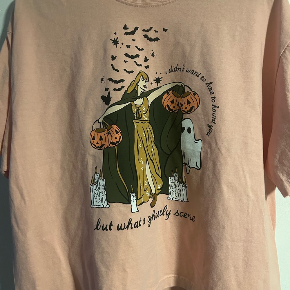 Comfort Colors Taylor Swift Halloween Peach Graphic Crop Top